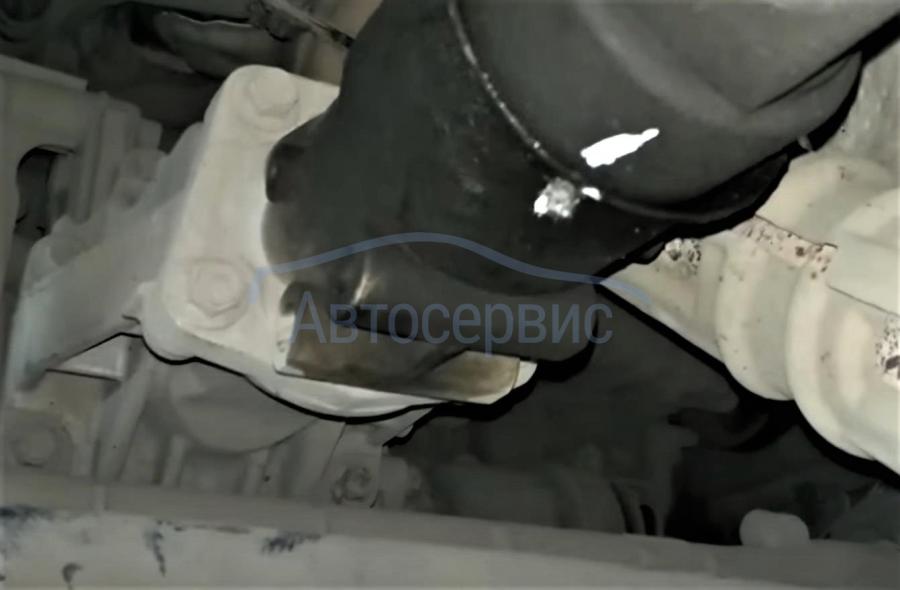 Замена сальника хвостовика раздатки Мицубиси Аутлендер в Москве - сеть ...